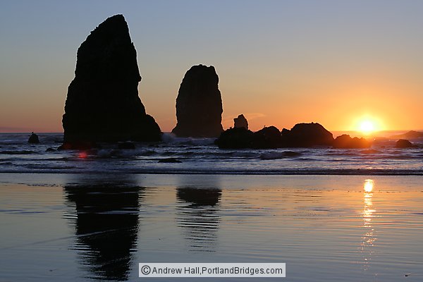 Sunset, Cannon Beach, Oregon Coast (Portland, Oregon)