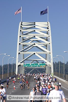 Runners Approaching Fremont Bridge, Bridge Pedal, 2004 (Portland, Oregon)