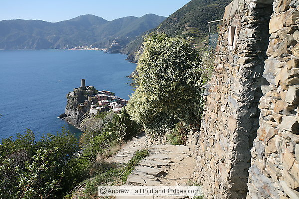 Cinque Terre: Between Corniglia and Vernazza