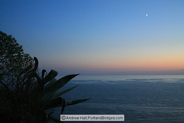 Cinque Terre: Dusk from Vernazza