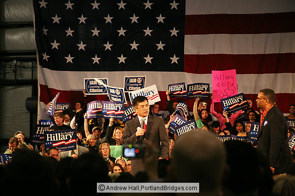 Gary Locke Hillary Clinton Rally, Seattle
