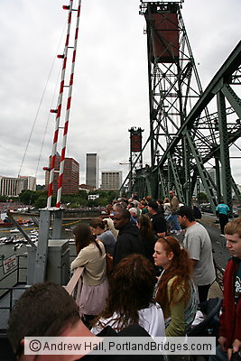 Flugtag Portland, Oregon, from Hawthorne Bridge