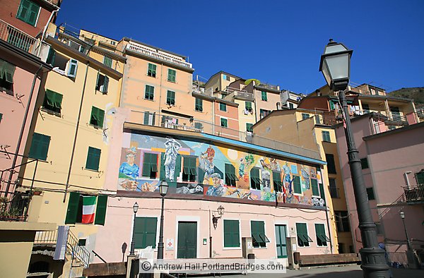 Silvio Benedetto Mural, town center of Riomaggiore