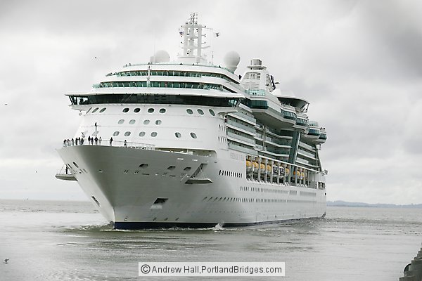 Serenade of the Seas (Royal Caribbean), Cruise Ship, Astoria, Oregon