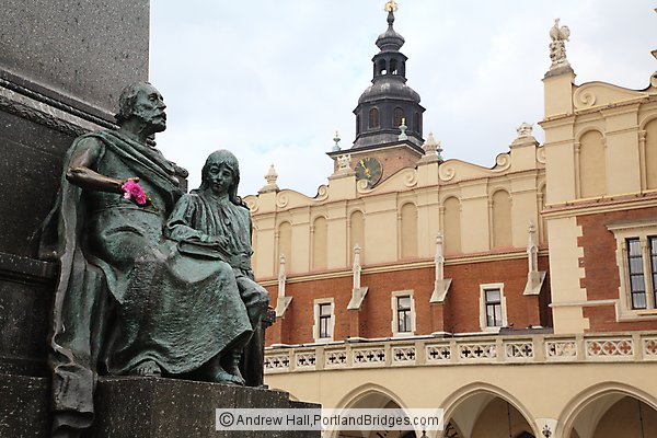 Rynek, Base of Adamowi Mickiewiczowi Narod Statue, Cloth Hall, Krakow