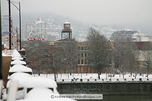 Portland Snow, Former Made in Oregon Sign