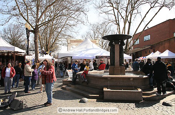 Saturday Market, Skidmore Fountain (Portland, Oregon)