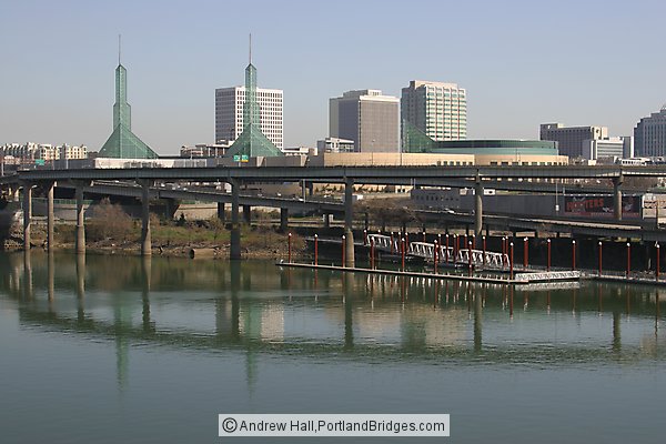 Oregon Convention Center, Willamette River, Reflection (Portland, Oregon)