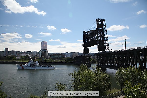 Steel Bridge Open, USCGC Alert (Coast Guard Cutter) (Portland, Oregon)