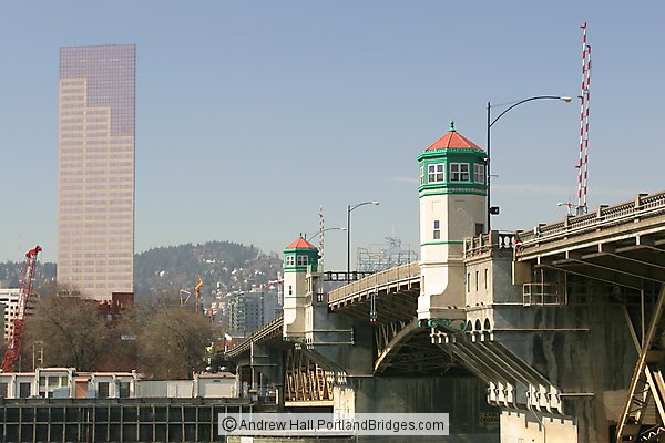 Burnside Bridge and US Bancorp Tower (Portland, Oregon)