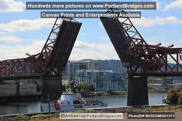 Broadway Bridge Open, USCGC Alert (Coast Guard Cutter) (Portland, Oregon)