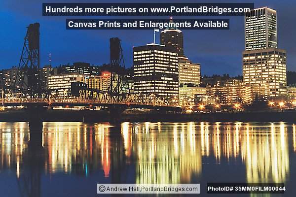 Hawthorne Bridge, Portland Cityscape, Dusk
