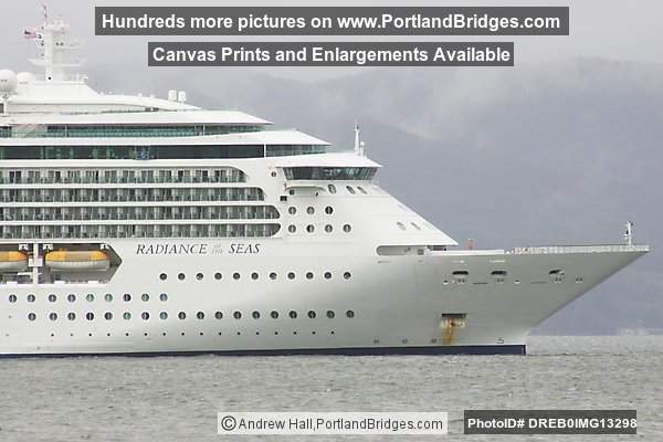 Radiance of the Seas (Royal Caribbean), Cruise Ship, Astoria, Oregon