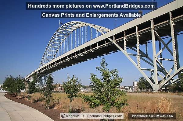 Fremont Bridge, Daytime (Portland, Oregon)
