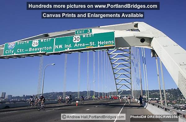 Approach to Fremont Bridge (Portland, Oregon)
