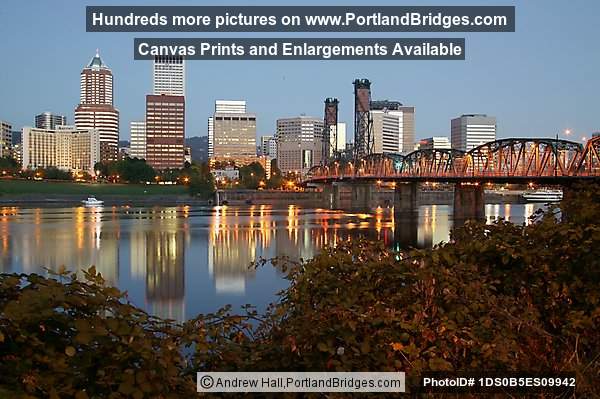 Portland Cityscape, Willamette River, Daybreak