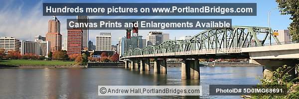 Portland Cityscape, Hawthorne Bridge