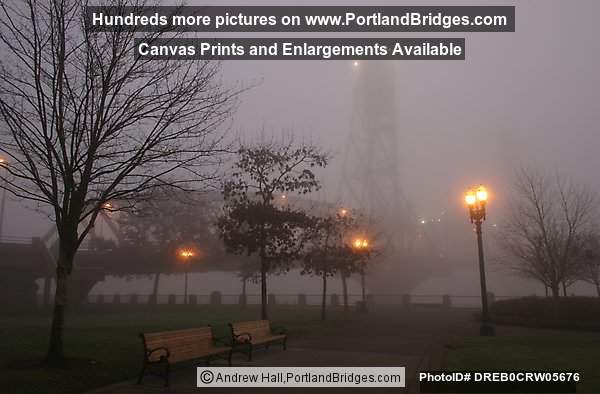 Hawthorne Bridge, Tom McCall Waterfront Park, Daybreak, Foggy (Portland, Oregon)