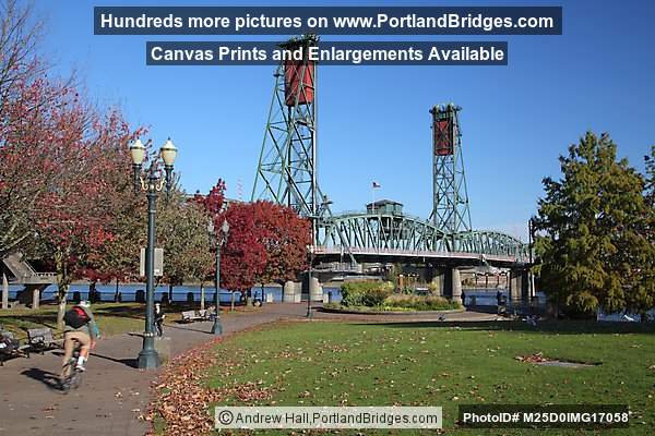 Hawthorne Bridge, Fall Leaves, Tom McCall Waterfront Park (Portland, Oregon)