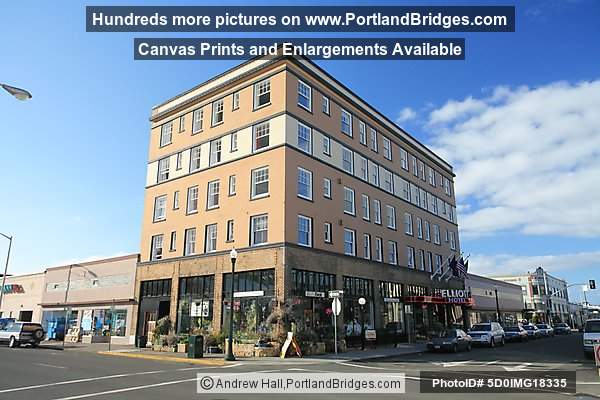Hotel Elliot, Astoria, Oregon