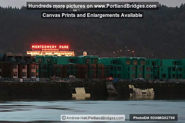 Riverscape Townhomes, Portland, under construction