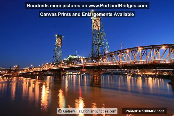 Hawthorne Bridge, Dusk (Portland, Oregon)