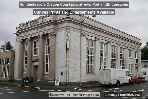 Downtown Astoria, Oregon: Bank of Astoria