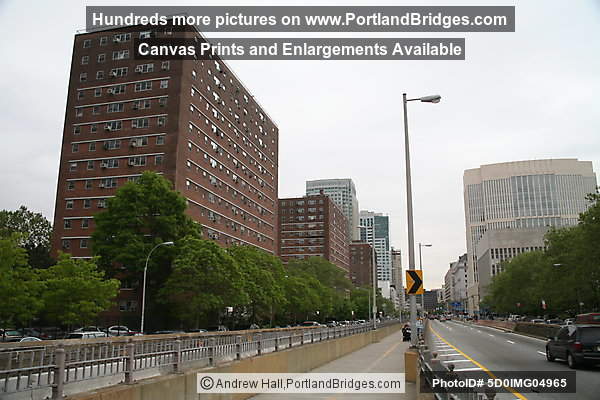 Brooklyn entrance to Brooklyn Bridge