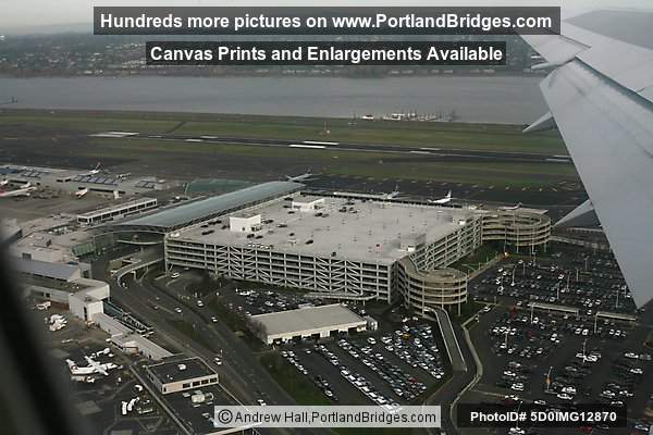 Portland Airport Takeoff - PDX 