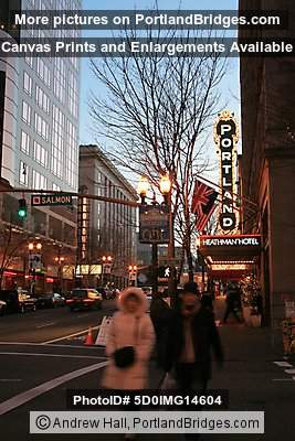 Portland Sign,  Broadway, Schnitzer Concert Hall