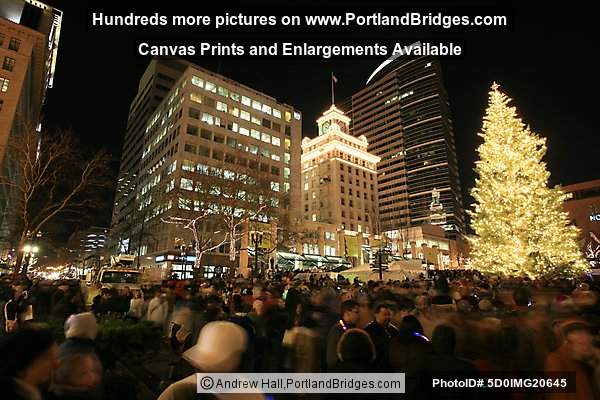 Portland Christmas Tree Lighting, 2007, Pioneer Courthouse Square