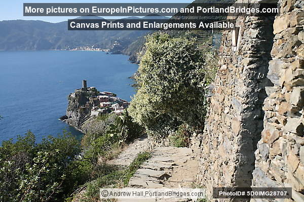 Cinque Terre: Between Corniglia and Vernazza