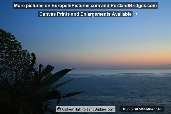 Cinque Terre: Dusk from Vernazza