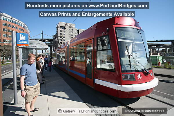 Portland Streetcar, Riverplace