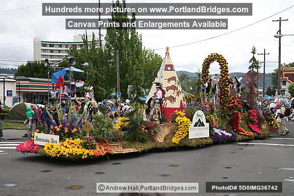 Romancing the Rose: Spirit Mountain Casino Float, Grand Floral Parade 2008 (Portland, Oregon)