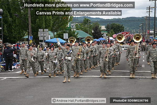 US Army 104th Infantry Division Marching Band, Uncle Sam Puppet by Michael Curry Design, Rose Festival Grand Floral Parade 2008 (Portland, Oregon)