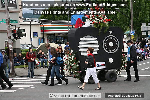 Cloud 9, 2008 Grand Floral Parade (Portland, Oregon)
