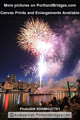 Portland July 4 2008 Fireworks, Waterfront