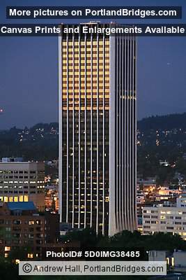 Wells Fargo Tower, Dusk (Portland, Oregon)