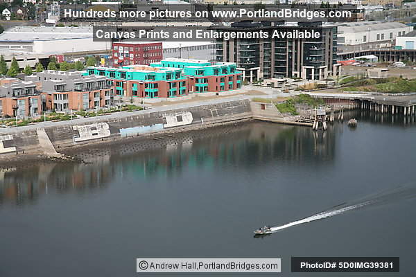 Riverscape Condos, Willamette River, from Fremont Bridge (Portland, Oregon)