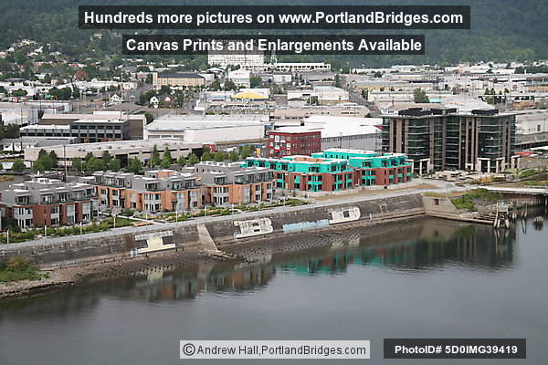 Riverscape Condos, Willamette River, from Fremont Bridge (Portland, Oregon)