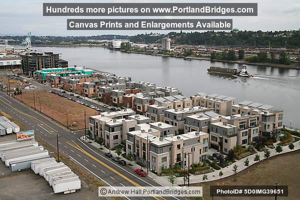 Riverscape Condos, Willamette River, from Fremont Bridge (Portland, Oregon)