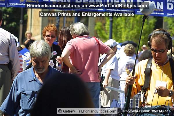 Howard Dean Rally, Portland State University Uban Center, 2003