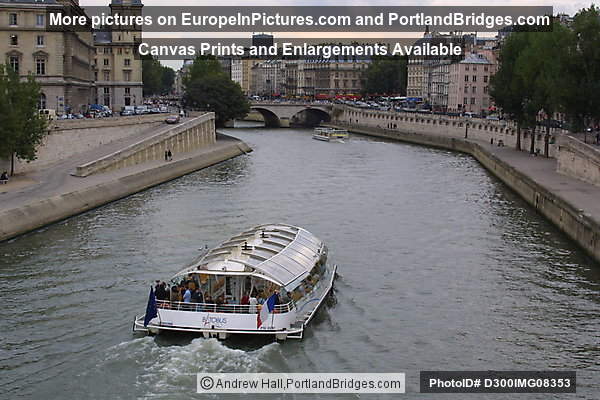 Tour boat on Seine, Paris