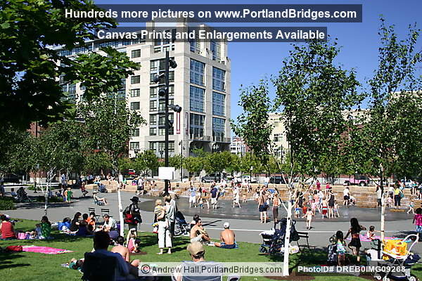 Pearl District, Jamison Square Park, Sunshine (Portland, Oregon)