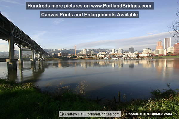 Marquam Bridge, Willamette River (Portland, Oregon)