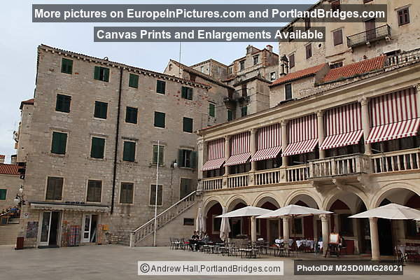 Trg Republike Hrvatske, Gradska Vijecnica, Sibenik