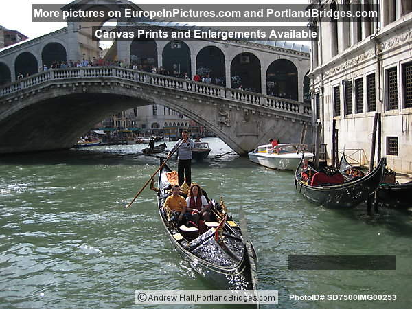 Venice Grand Canal, Rialto Bridge