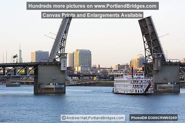 Queen of the West, Morrison Bridge, Willamette River, Portland
