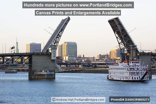 Queen of the West, Morrison Bridge, Willamette River, Portland